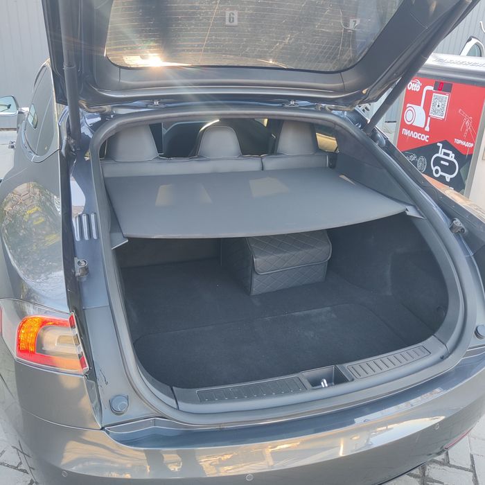 Продам Tesla model s 2018 100d