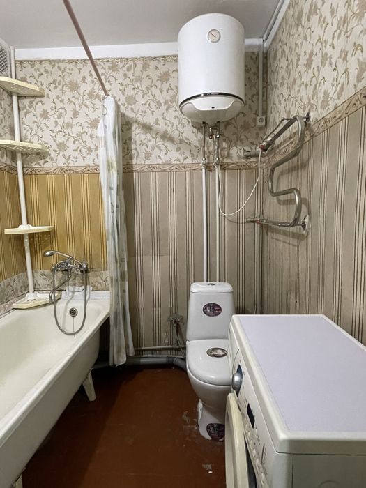 1 кімнатна квартира. Нагірна частина. Автопарк