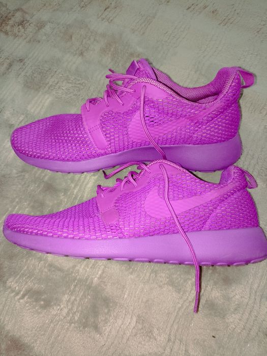 Кросівки Nike жіночі, легкі 25.5 см