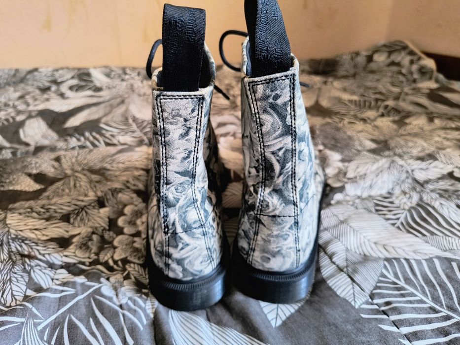 Черевики Dr.Martens Beckett Canvas Skull And Roses