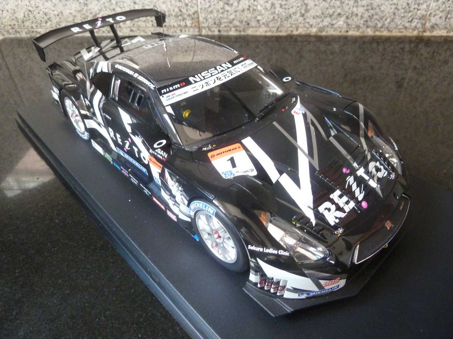 1:18 Ebbro, Nissan Reito Mola GT-R, Super GT 500, AutoArt Minichamps