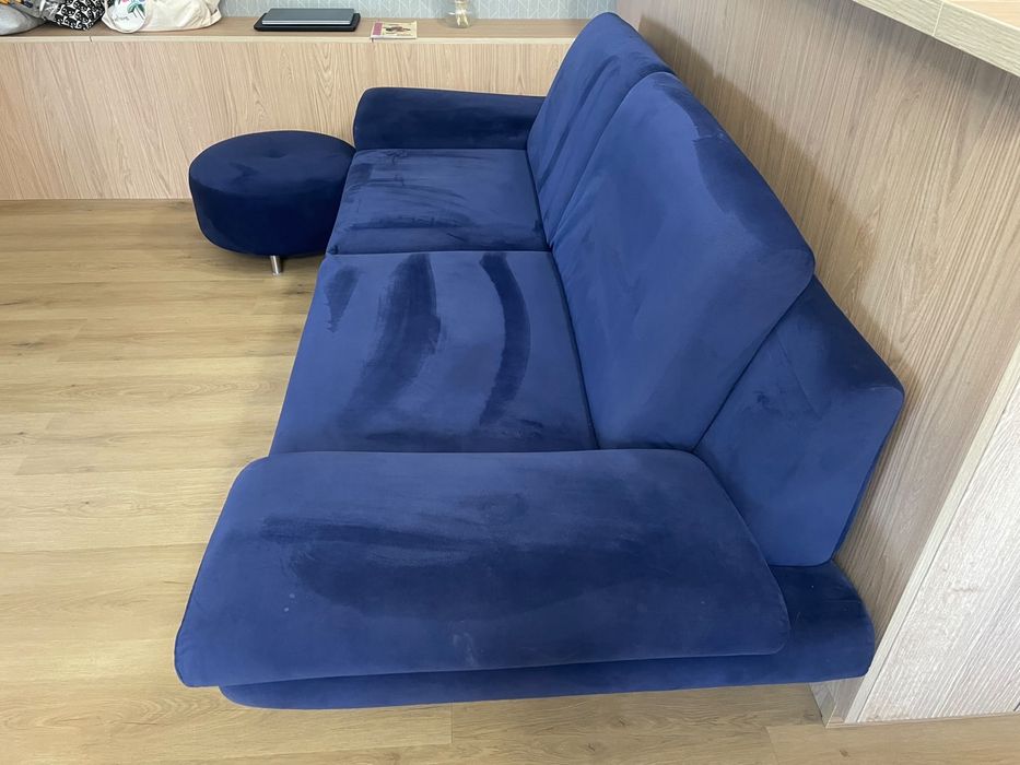 Kanapa  designerska tapiceorwana tkaniną odporną na zaciąganie