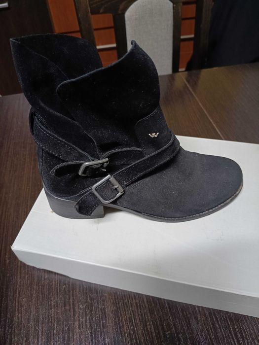 Sprzedam botki skóra zamszowa firmy Wojas