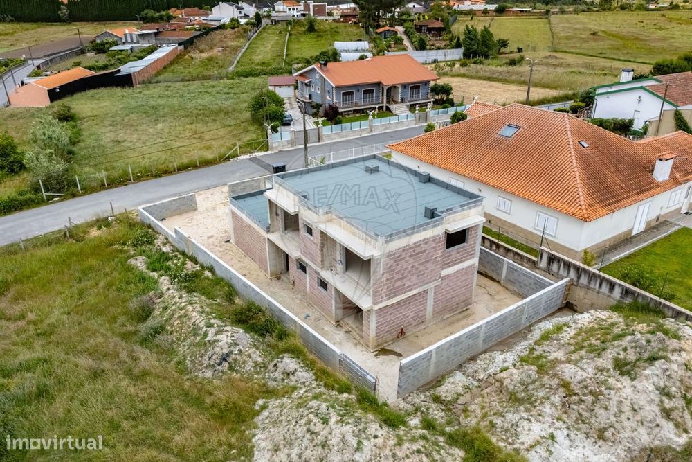 Moradia T3 para venda