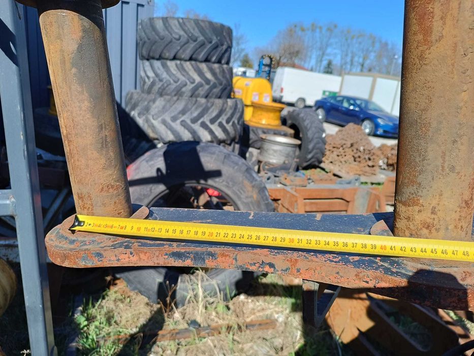 Chwytak hydrauliczny dwuszczękowy do koparki 20/30 t