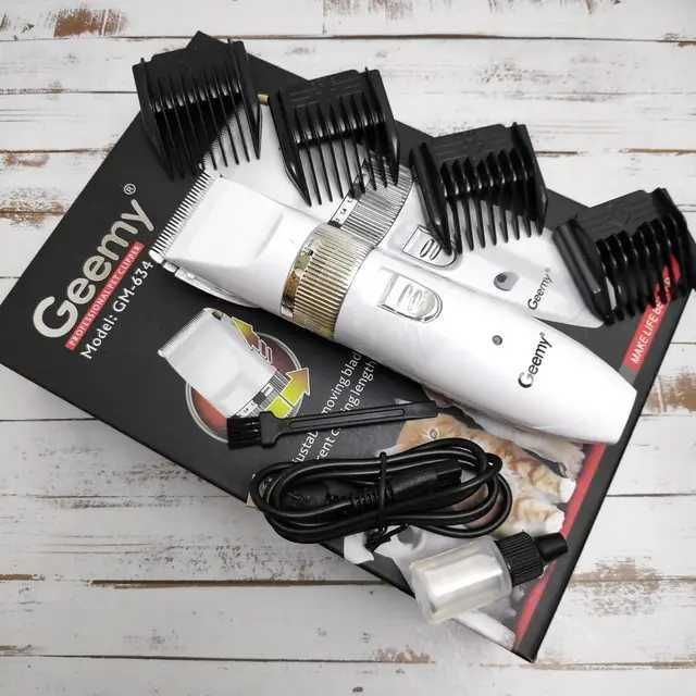 Потужна Акумуляторна Електро Машинка з насадками для стрижки тварин