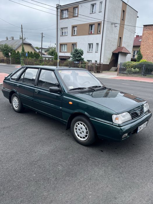 Polonez Caro Plus