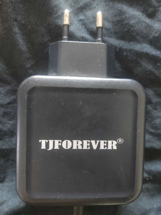 Зарядне для ноутбука  USB type-c 45 вт