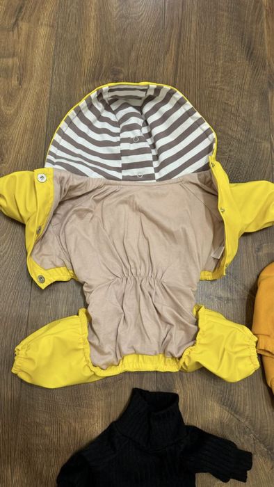 Одяг для собак +-5кг , дощовик