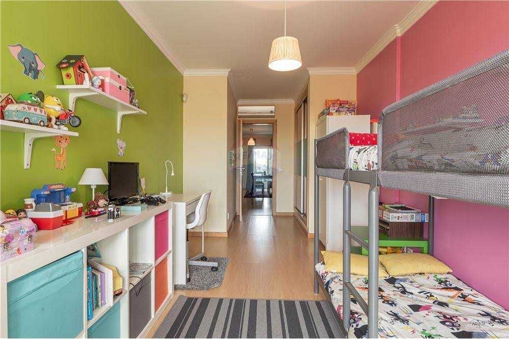 Apartamento T2 com Piscina, Ginásio e Varandas – Montijo