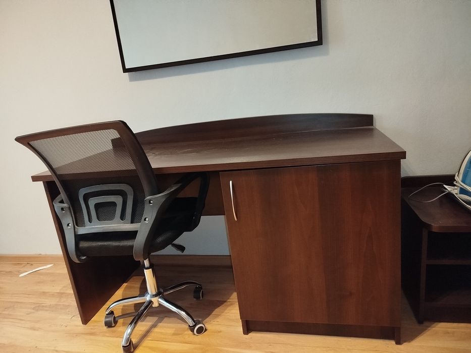 Solidne biurka biurko dwie sztuki brąz