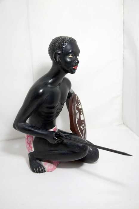 Guerreiro Africano Ceramica