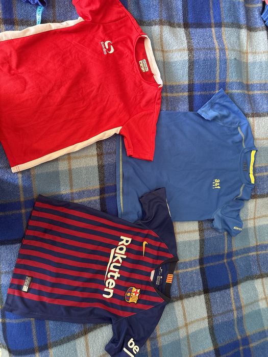 Футбольні шорти та футболки ,гетри на 8-10 р,ріст до 140