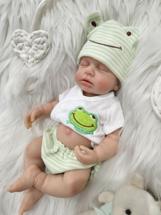 Lalka w typie reborn silikonowa z wyprawką prezent  chłopiec chłopczyk