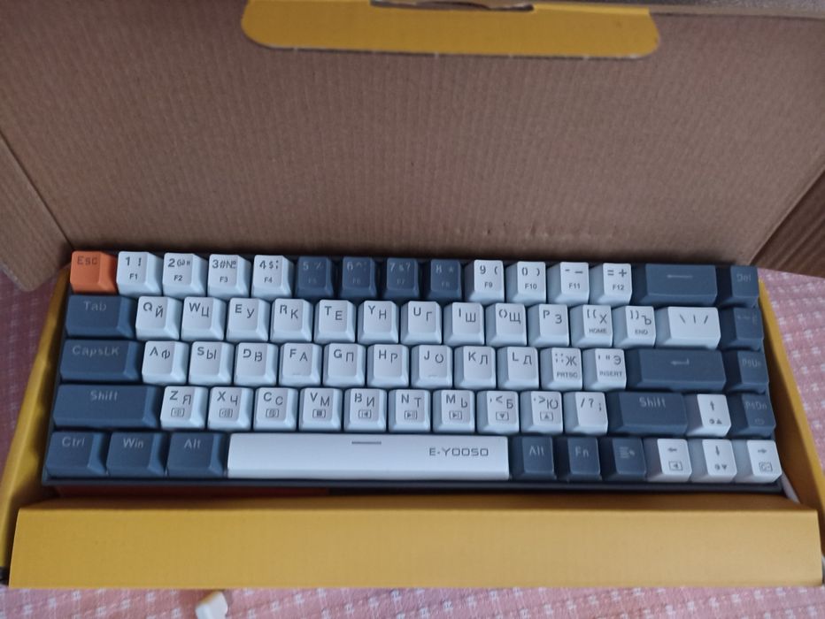 Механічна Клавіатура з Підсвіткою Клавіш E-YOOSO Z686 Hot-Swap RGB