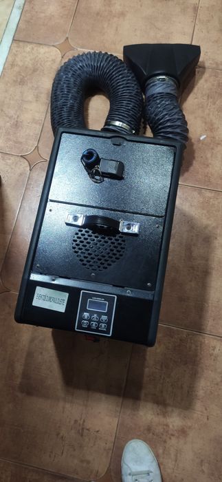 Vendo Mini Maquina  fumo rasteiro 3000wts com comando como nova