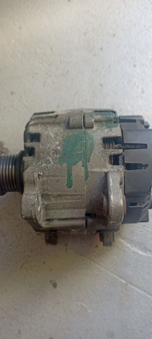 Генератор Ауді 2 дизель.