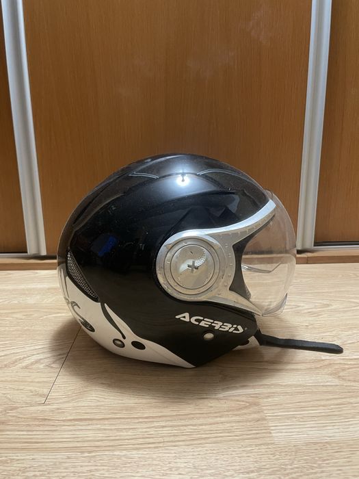 Capacete de moto novo