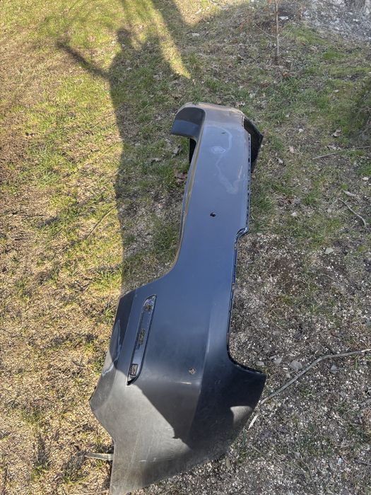 Sprzedam dyfuzor z zderzakiem do bmw f10 m