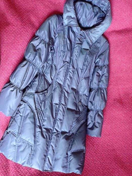 Пуховик синьо-фіолетового кольору дуже теплий