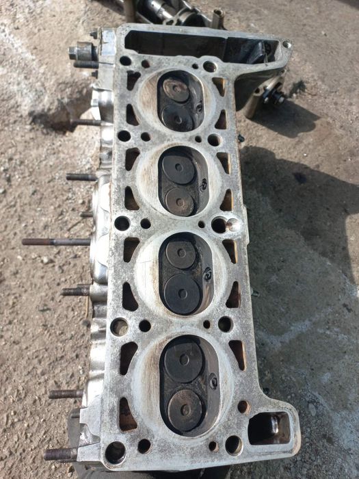 Двигун Ваз нива інжектор карб.