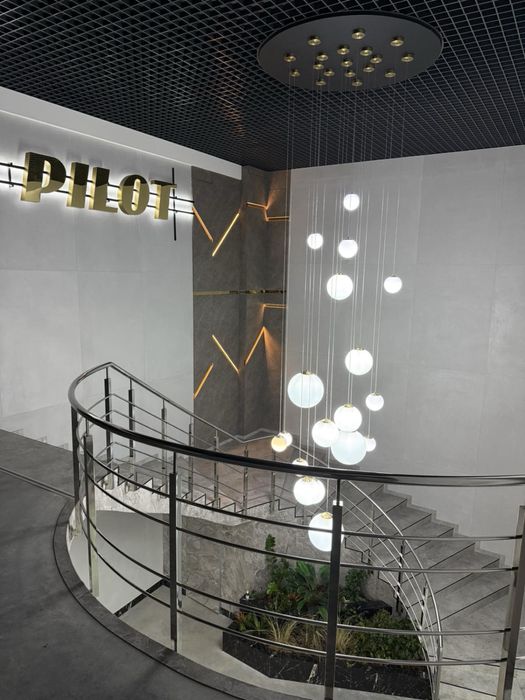 Коломия ТЦ «PILOT» здає в оренду приміщення по вул Карпатська 20а