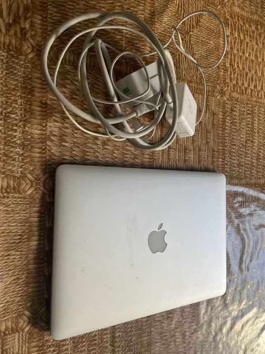 Macbook air 13 2017 8gb/128gb