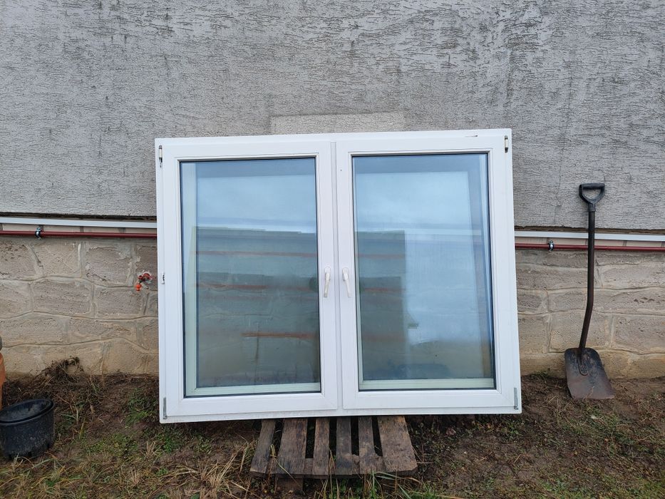 Okno plastikowe używane