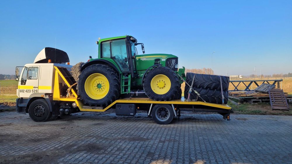 Transport maszyn rolniczych i budowlanych LAWETA