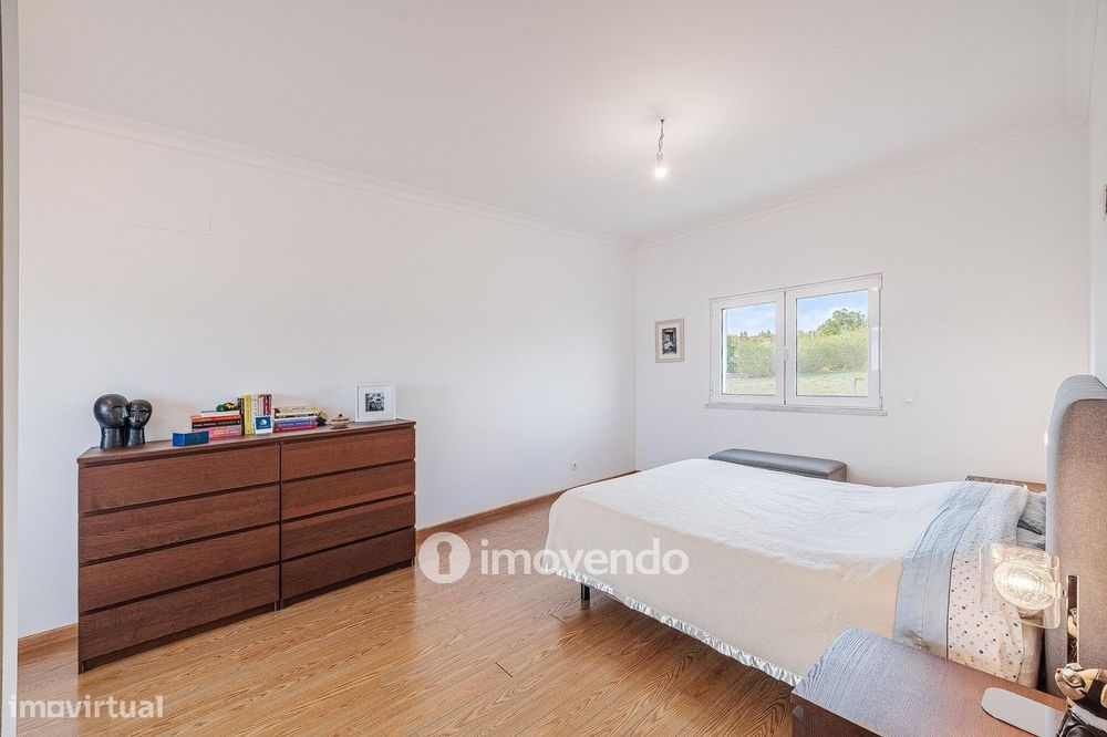 Moradia T4 incrível, com terreno de 4.200m², no Rebocho, Coruche