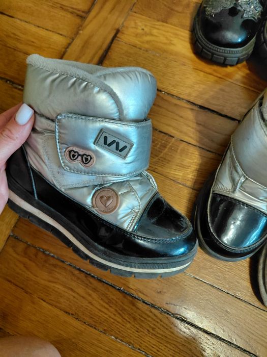Зимові чобітки ,угі,дутікі