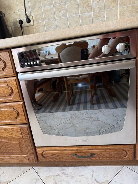 Продам електродуховку Gorenje