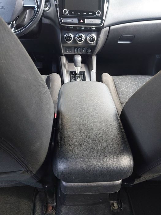 Продам MITSUBISHI OUTLANDER SPORT (ASX), 2019 ріку виробництва, з двигуном 2,0 бензин та  автоматичною коробкою перемикання передач (варіатор)