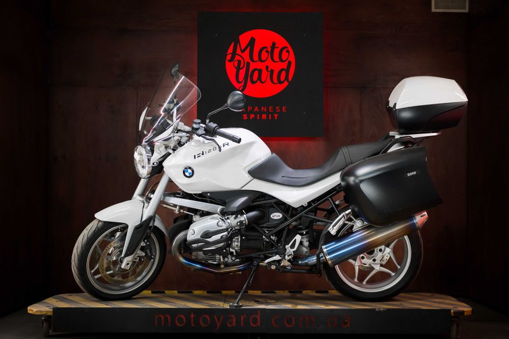 BMW R1200R із Японії