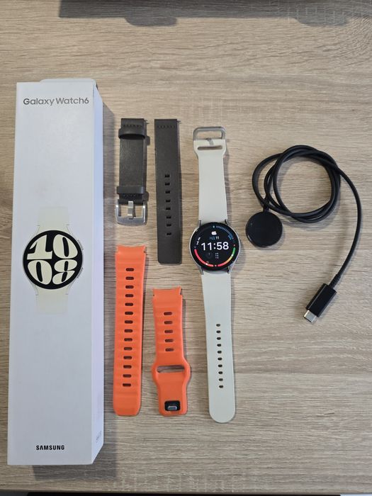 Samsung Galaxy Watch 6 40 мм LTE (eSIM)