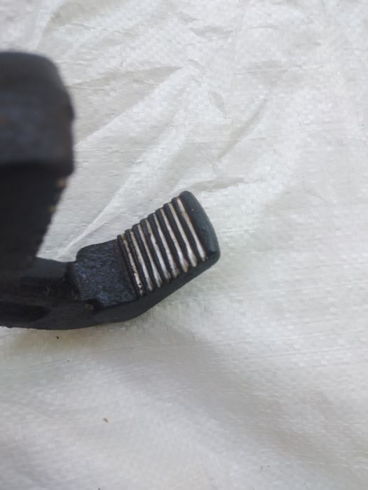 саперна лопатка , саперка  , топор упс , Сокира СССР, ключ трубный