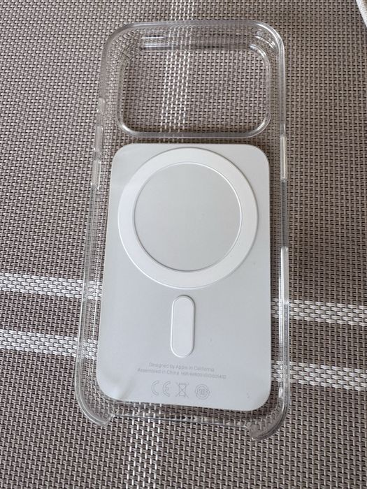 Чехол Apple Clear Case with MagSafe для Iphone 17 pro