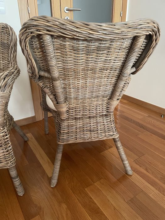 2 Cadeirões Ikea em vime
