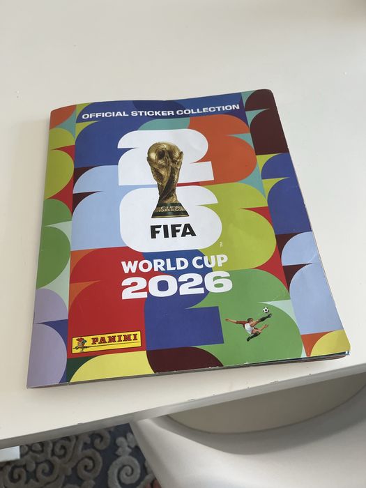 Caderneta Mundial completa sem os cromos da coca cola