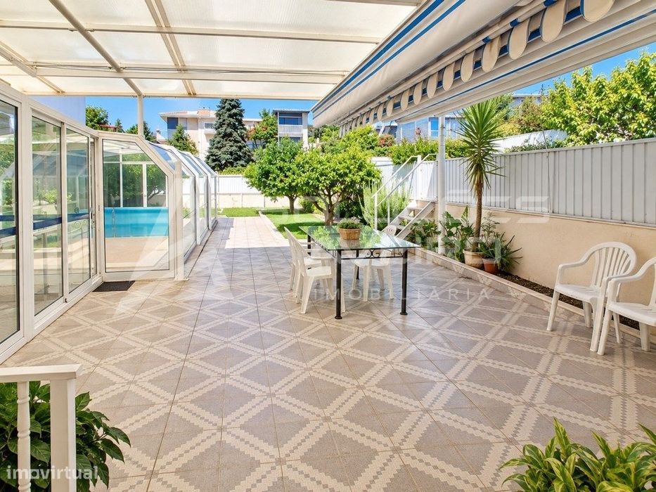 Moradia T4+1 | Piscina Coberta | Ginásio | Dois Lotes Urbanos | Cen...