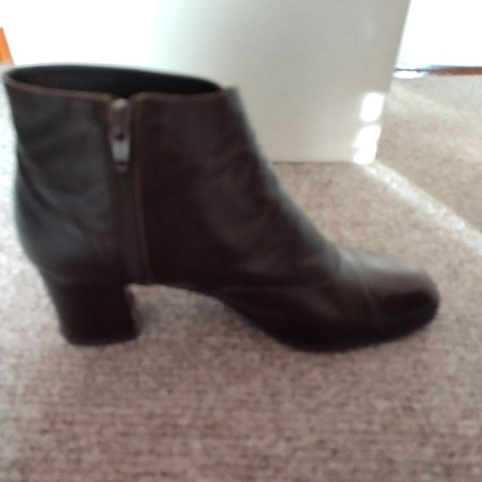 Ботинки кожаные весенние