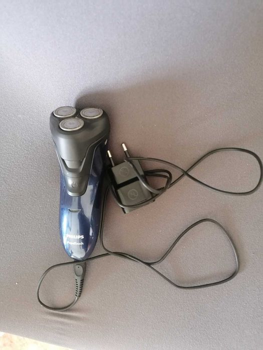 Máquina de Barbear Philips AquaTouch – Oportunidade!
