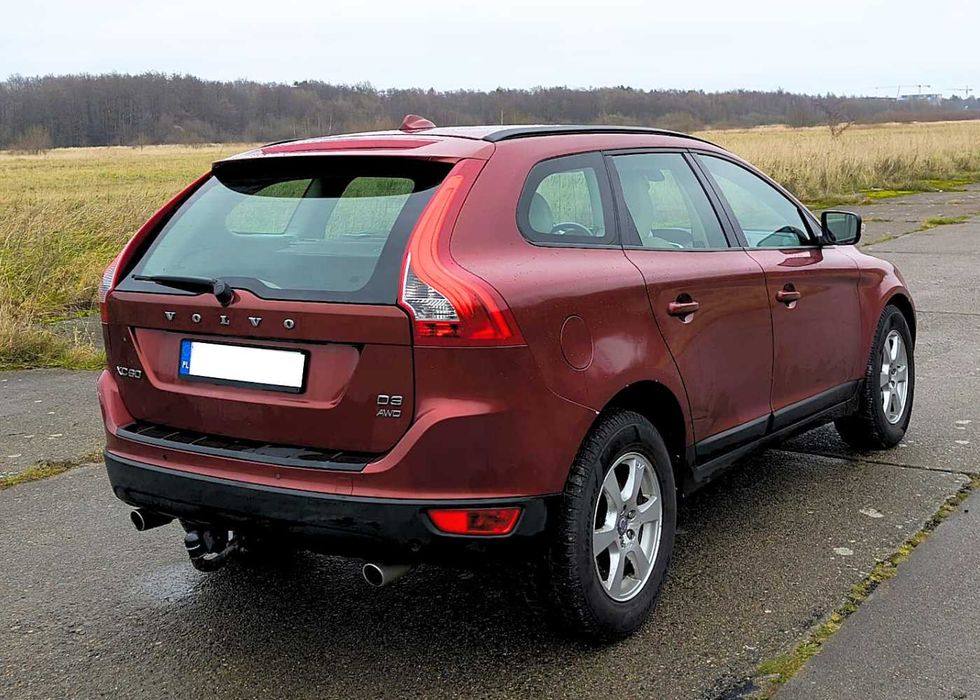 Sprzedam samochód Volvo XC60 D3, 2400 cm3, 120 kW AWD z 2010 Polska