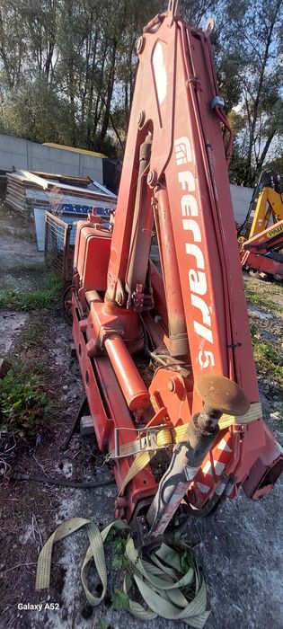 HDS Dźwig Ferrari 560