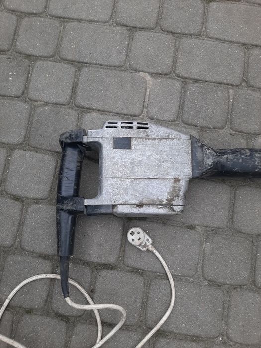 Młot do kucia udarowy wyburzeniowy Celma prl