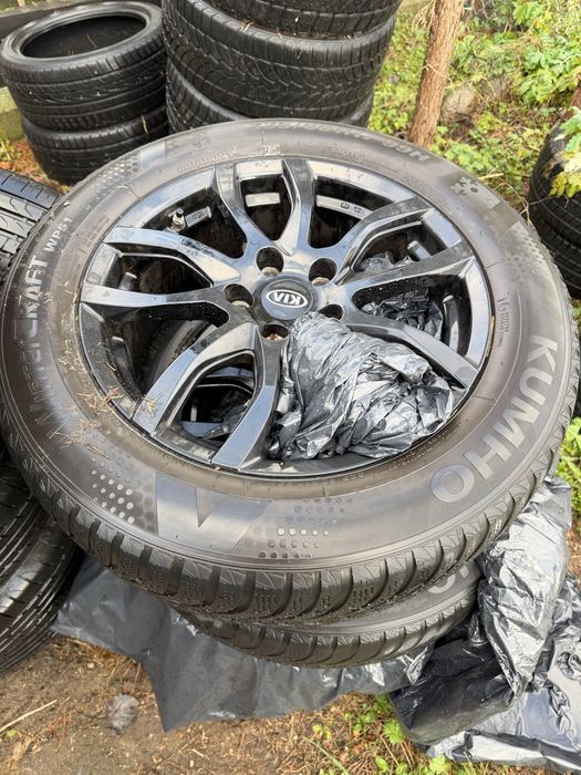 hyundai tucson alufelgi z oponami /Alufelgi komplet Audi Q3 zimowe