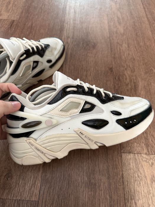 Raf Simons Cylon 21