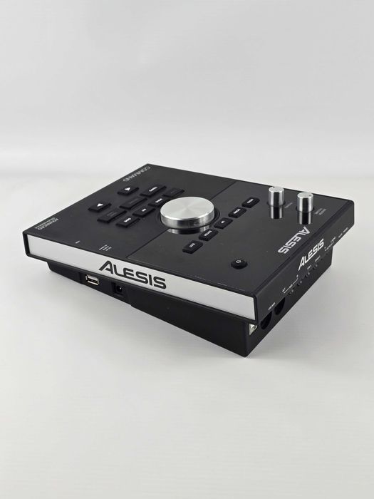 Moduł Alesis command