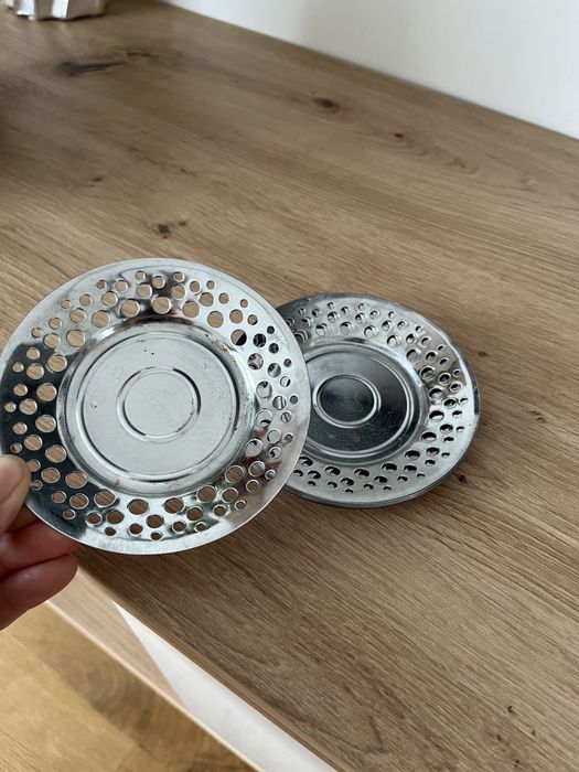 Metalowe podstawki pod szklanki ażurowe
