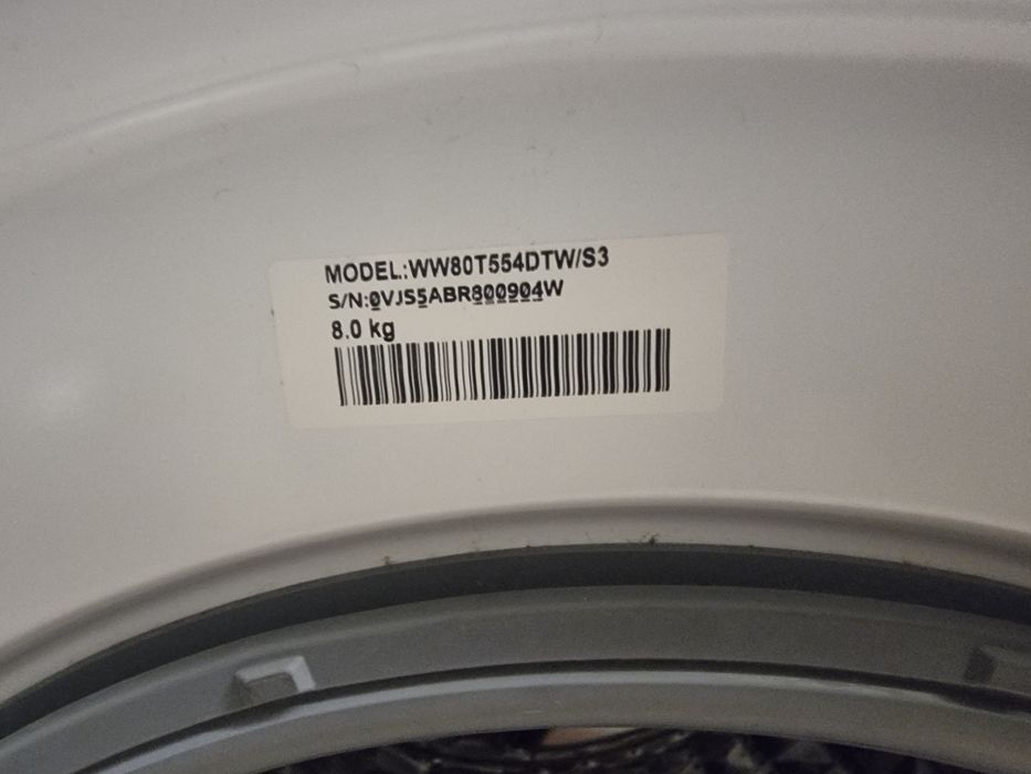 Máquina de lavar roupa avariada